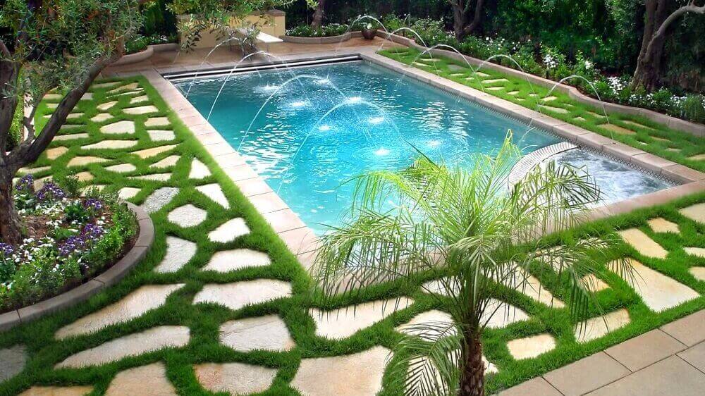 swimming Pool Landscaping Ideas