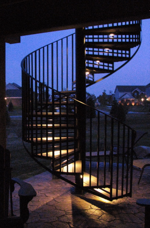 image of outdoor Spiral Staircase Lighting