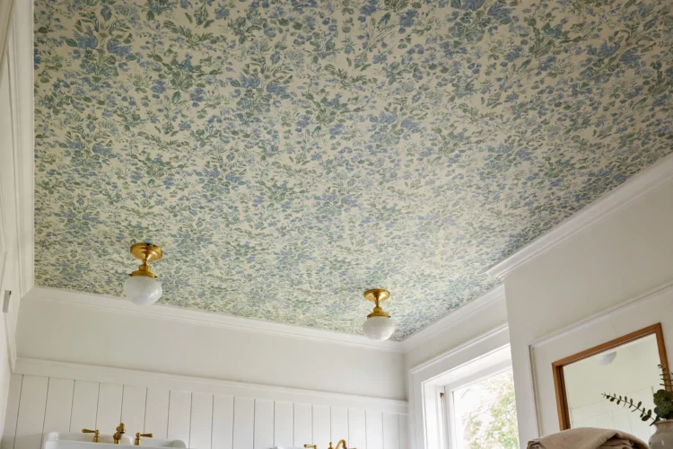 Patterned wallpaper on a bathroom ceiling